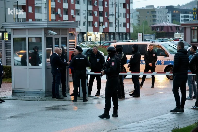 Policija