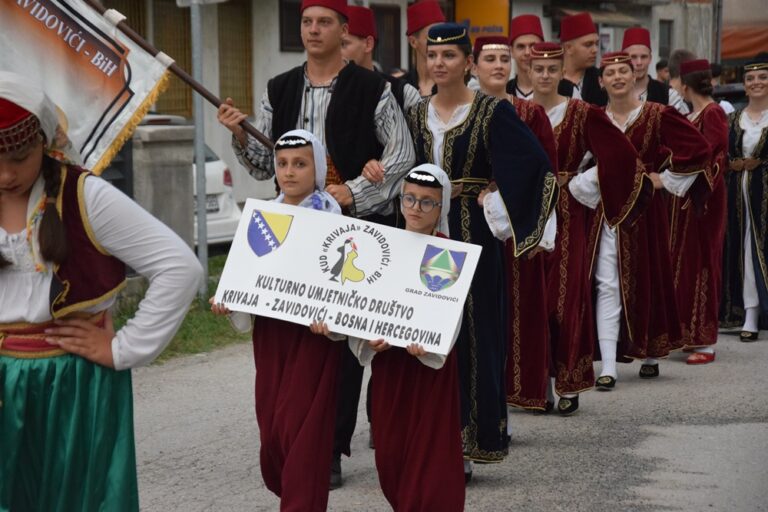 Vece folklora Vozucko ljeto 3