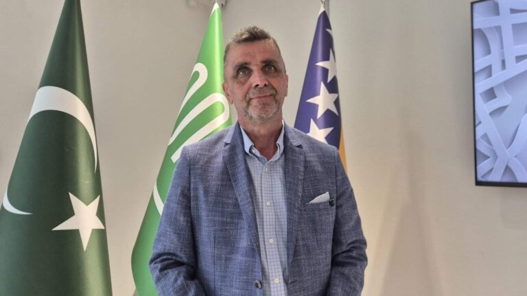 izet-ef-camdzic-hutba-i-dobar-hatib-covjeku-uvijek-ostave-nadu-da-se-moze-spasiti-i-da-nikad-nije-kraj70032