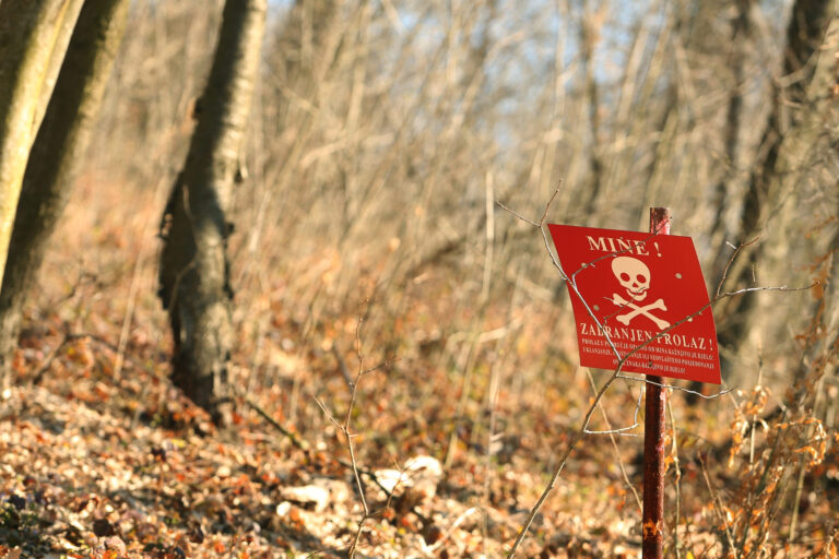 DOBOJ-minska-polja-mine-tabla-07-foto-s-pasalic-scaled