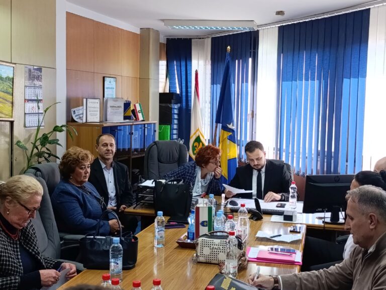 Radni sastanak o unapredenju sistema socijalne zastite u ZDK-u