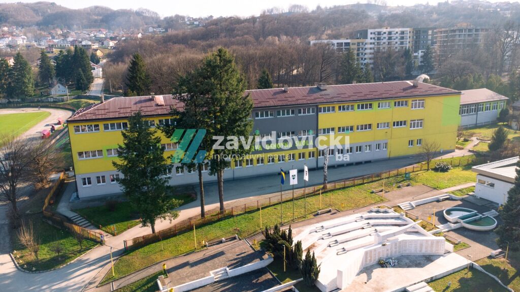 dron_grad_skola