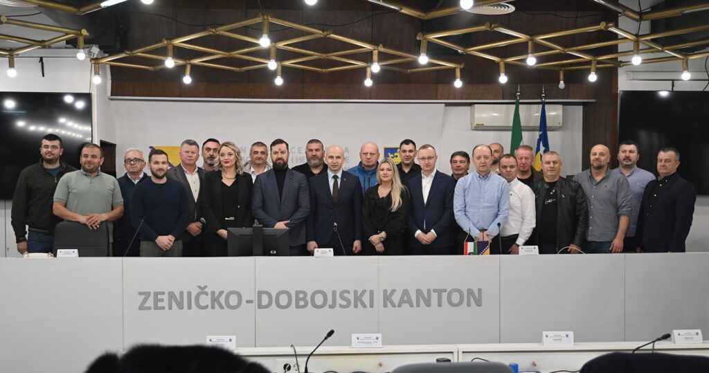 “Milioni za sport u ZDK”, RK i ŽRK Krivaja dobili po 116.550 KM