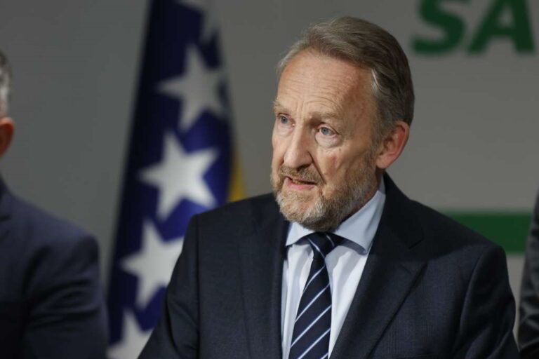 bakir_izetbegović