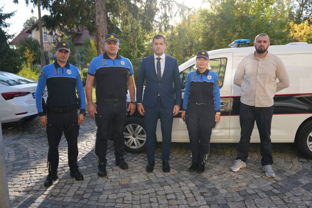 policija